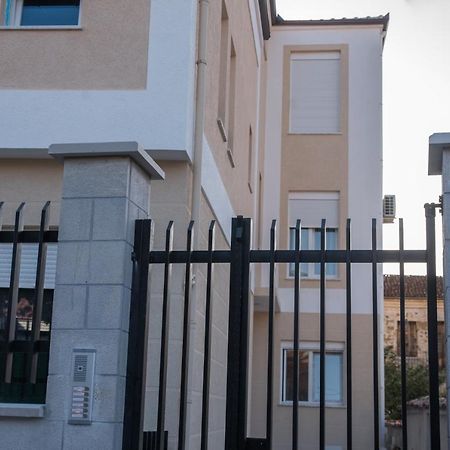 Panda Apartament Korce Exterior photo
